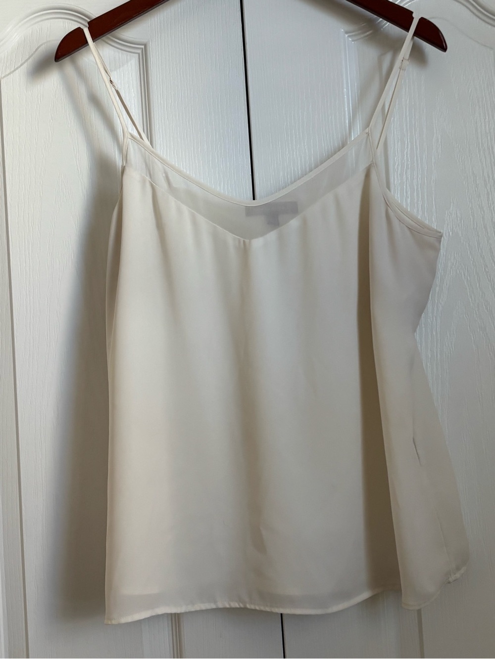 Banana Republic Cream Spaghetti Strap V-Neck Camisole